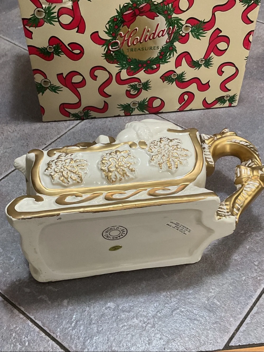 White & Gold Santa Sleigh Teapot